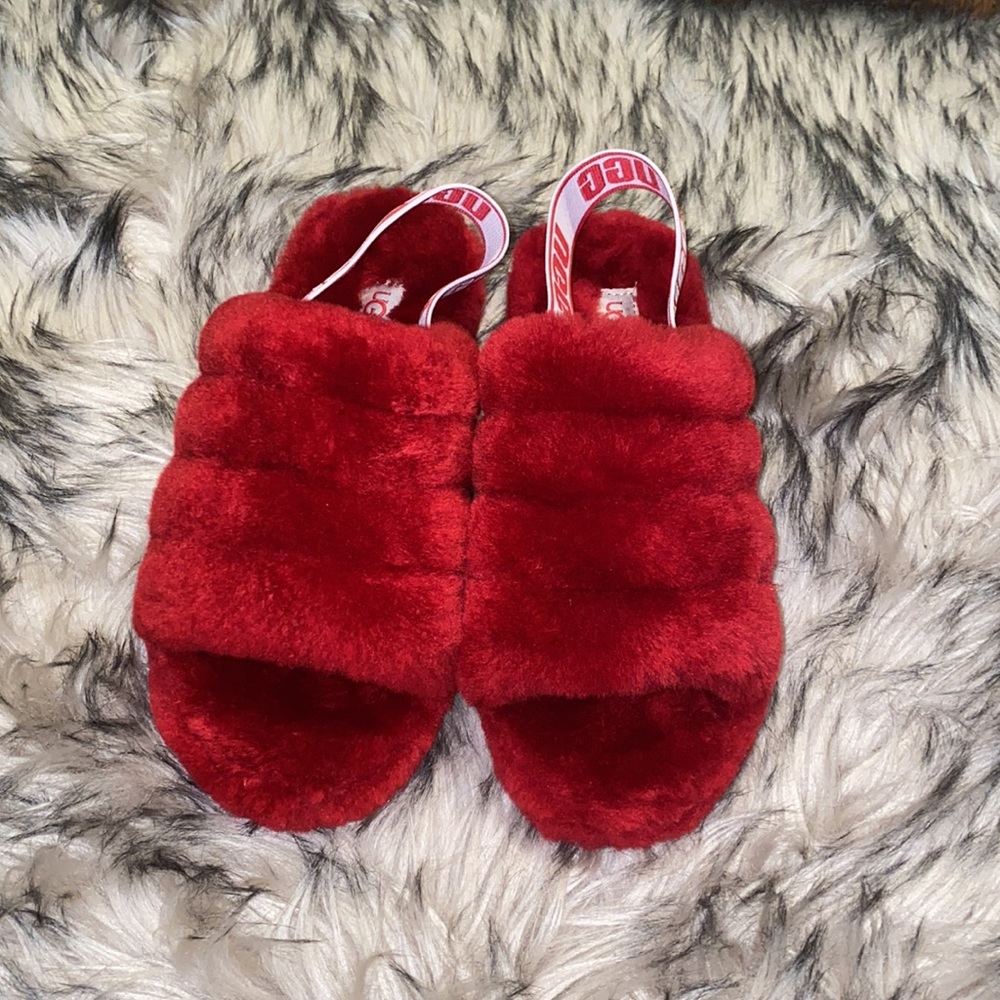 UGG Fluff yeah slides